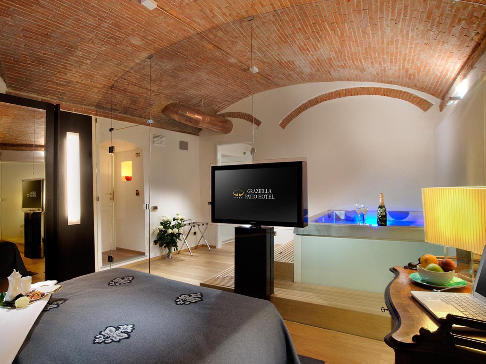 Graziella Patio Hotel Arezzo Dış mekan fotoğraf