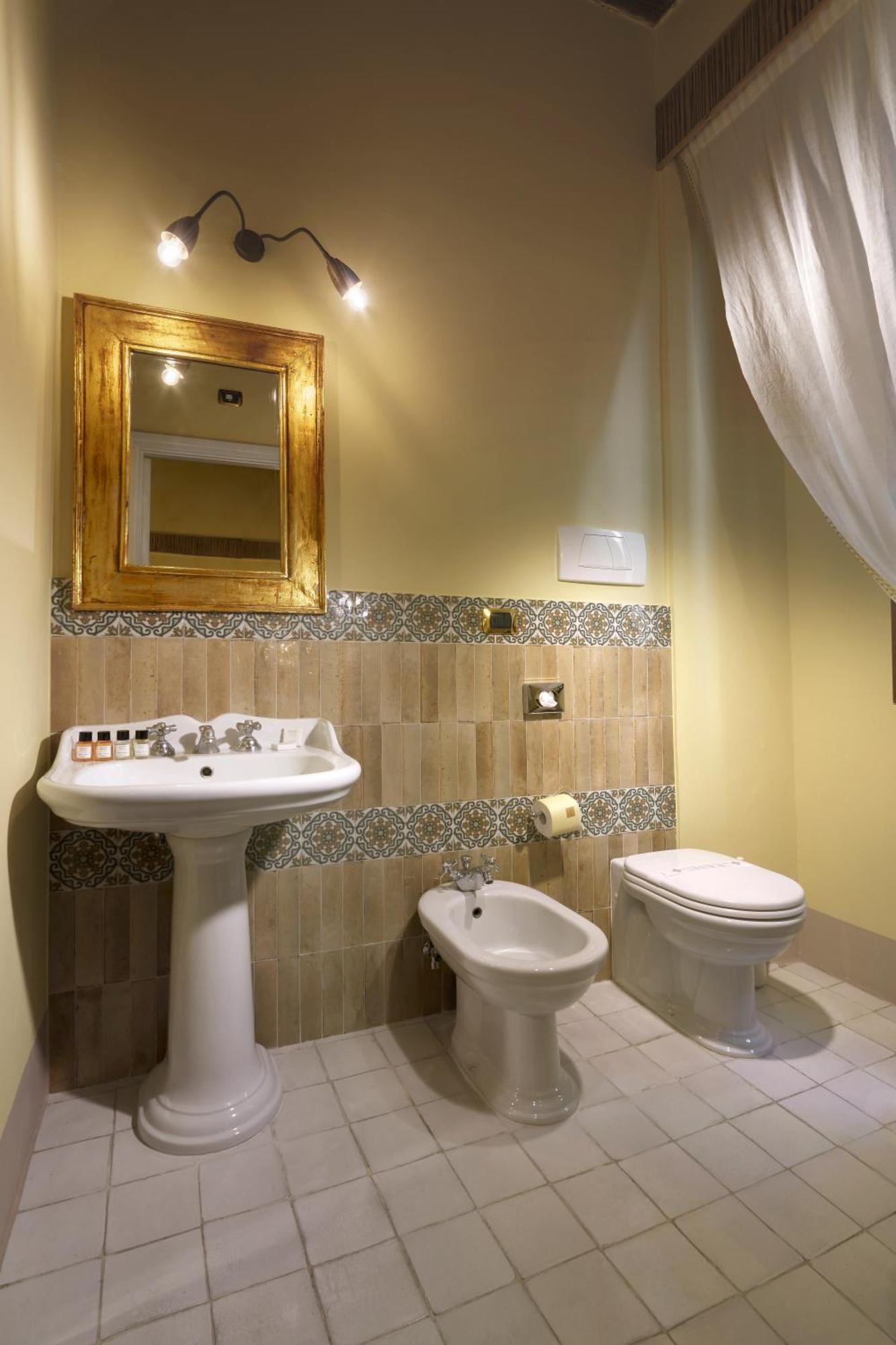 Graziella Patio Hotel Arezzo Dış mekan fotoğraf