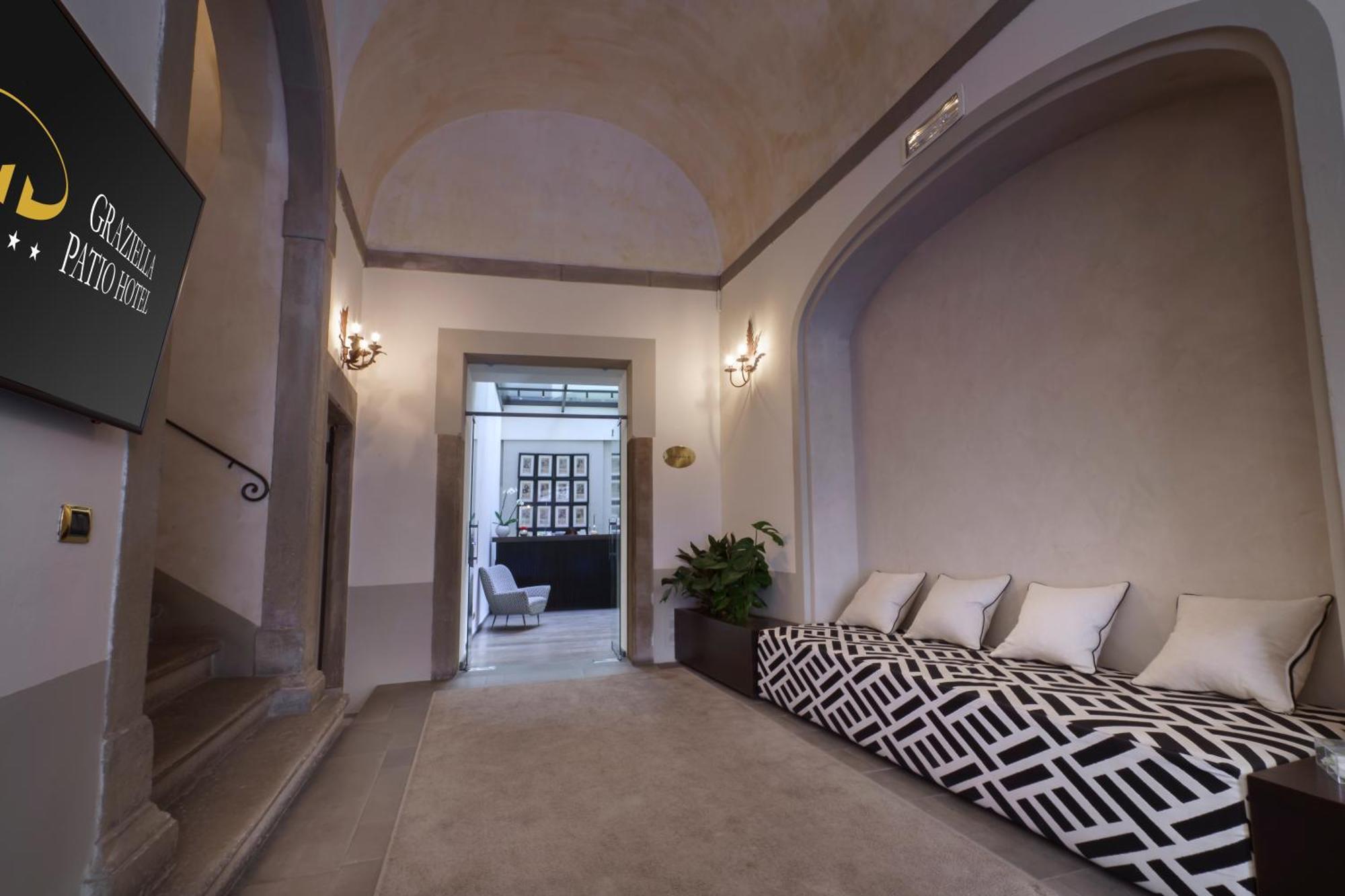 Graziella Patio Hotel Arezzo Dış mekan fotoğraf