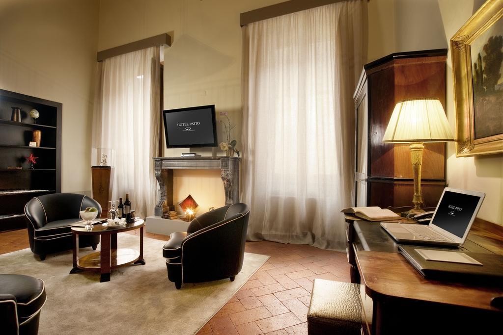 Graziella Patio Hotel Arezzo Dış mekan fotoğraf