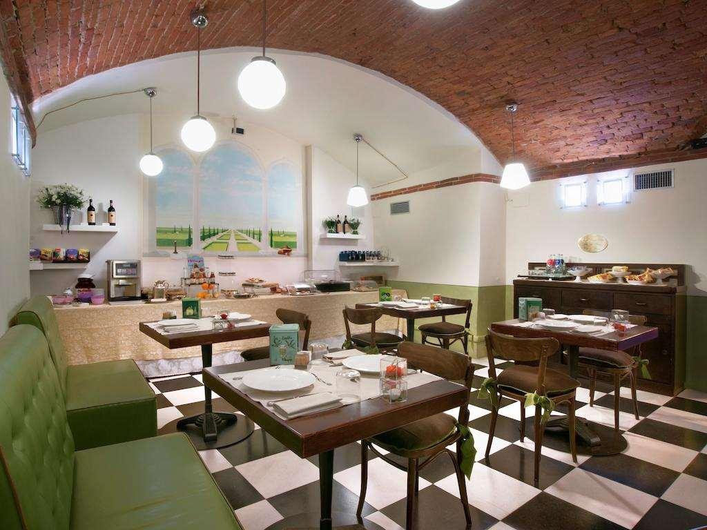Graziella Patio Hotel Arezzo Restoran fotoğraf